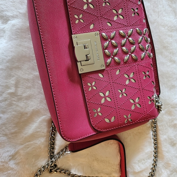 Michael Kors Pink Shoulder Bag - Picture 1 of 7